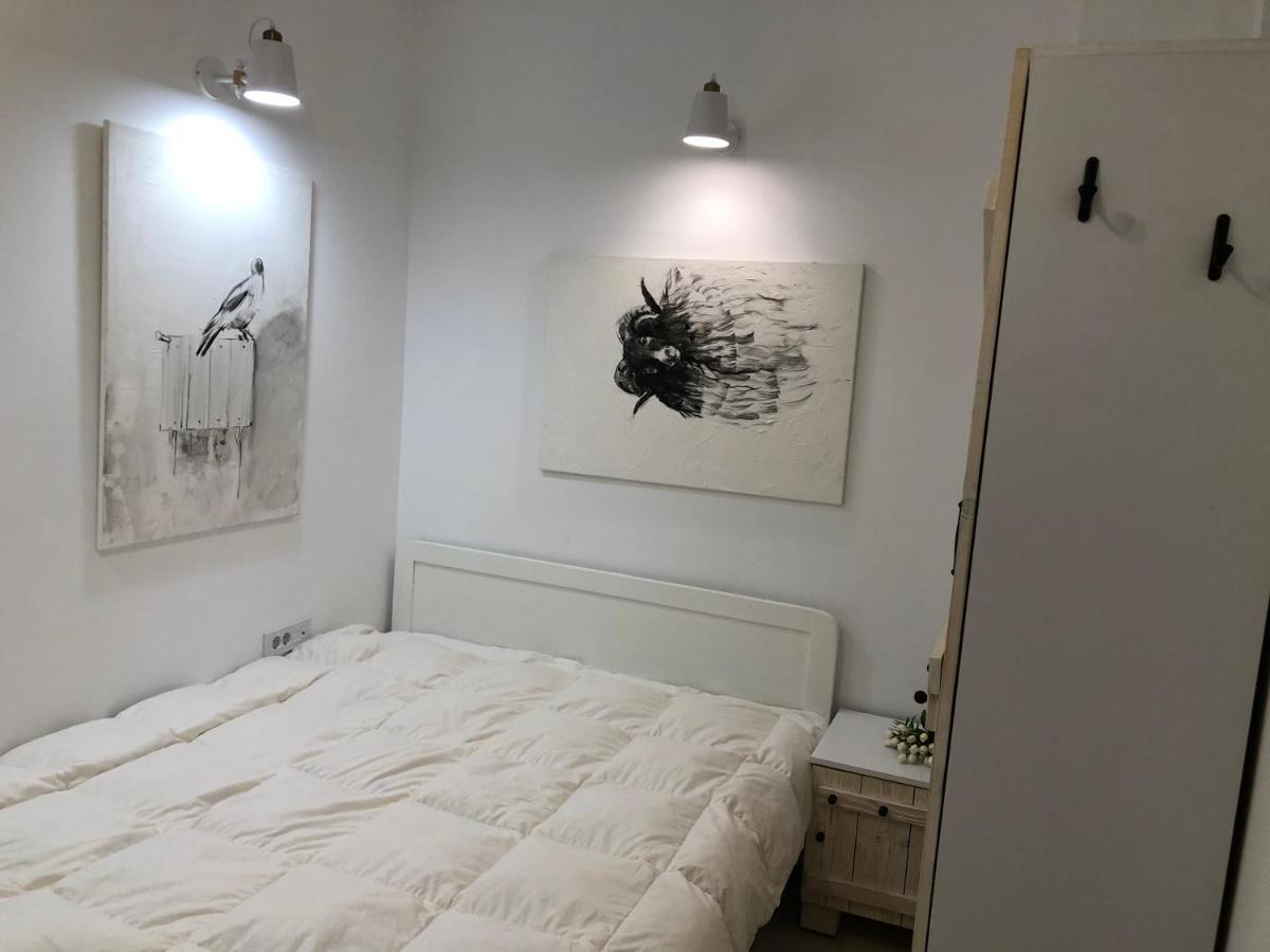 Artistic Luxury Apartment Skopje Ngoại thất bức ảnh